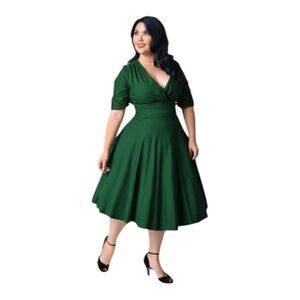 Unique Vintage Emerald Green Delores Dress - 2X/18